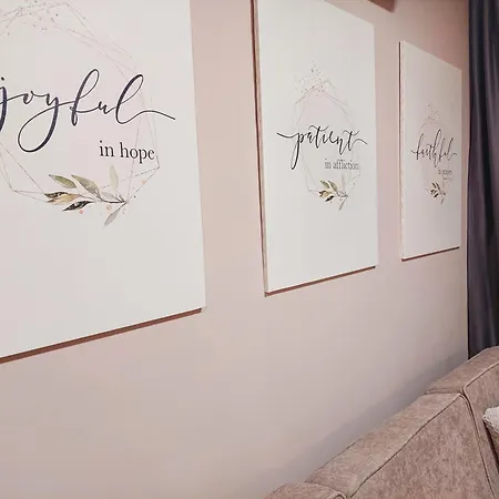 Apparition Hill דירה *