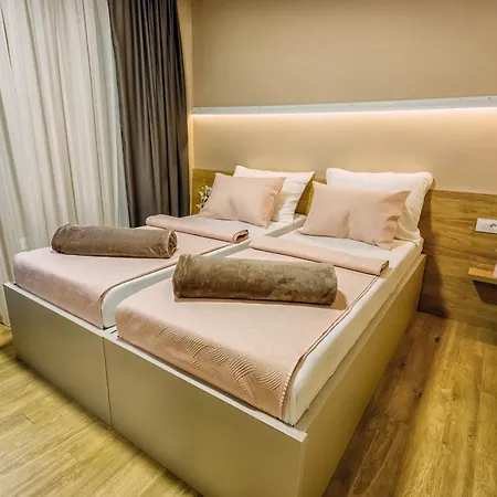 Apparition Hill דירה