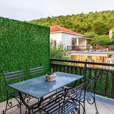 Apparition Hill * Međugorje